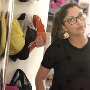 Licenciada en preescolar 
Ofrece dar clases de castellano o acompañamiento en sus deberes